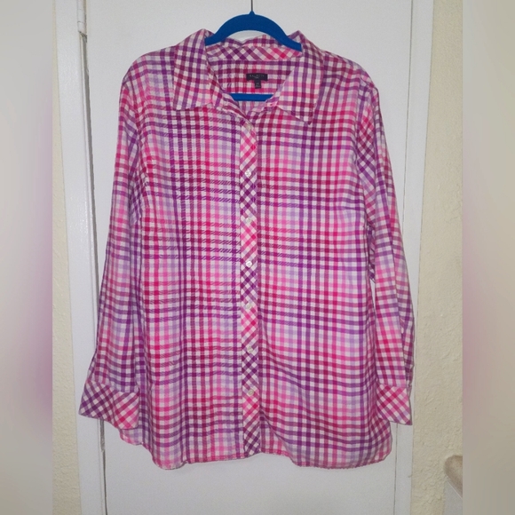 Talbots Tops - Talbots Woman size3X Long Sleeve Button Down Collared Checkerd Work Shirt.